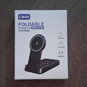 3-in-1 Magnetic Wireless Charger